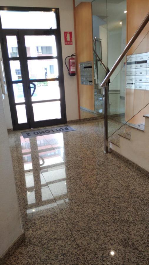 Apartamento Los Lirios Logroño Esterno foto