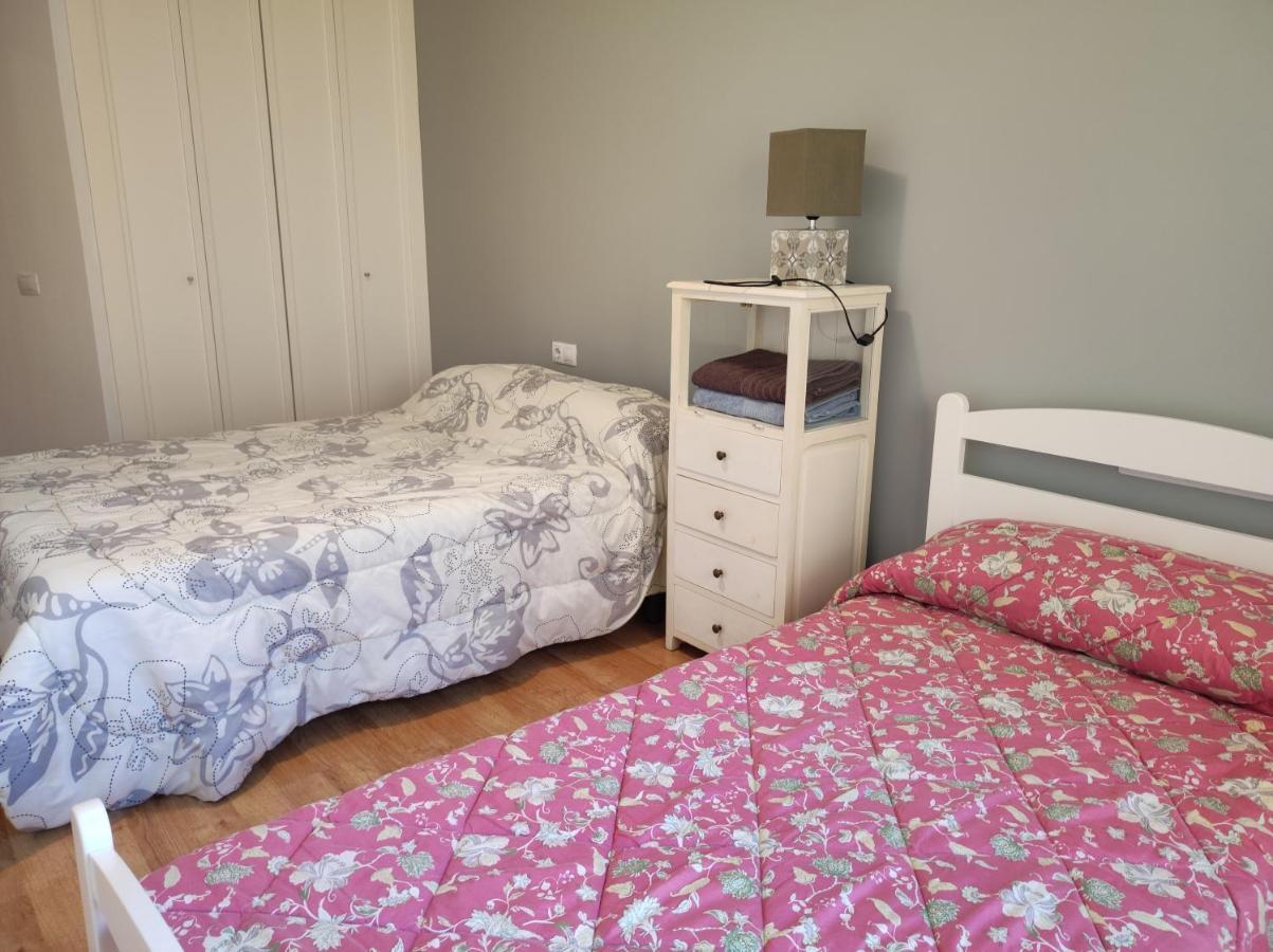 Apartamento Los Lirios Logroño Esterno foto