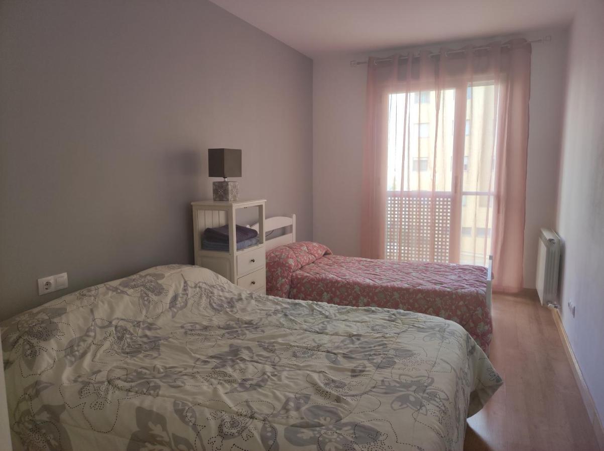 Apartamento Los Lirios Logroño Esterno foto
