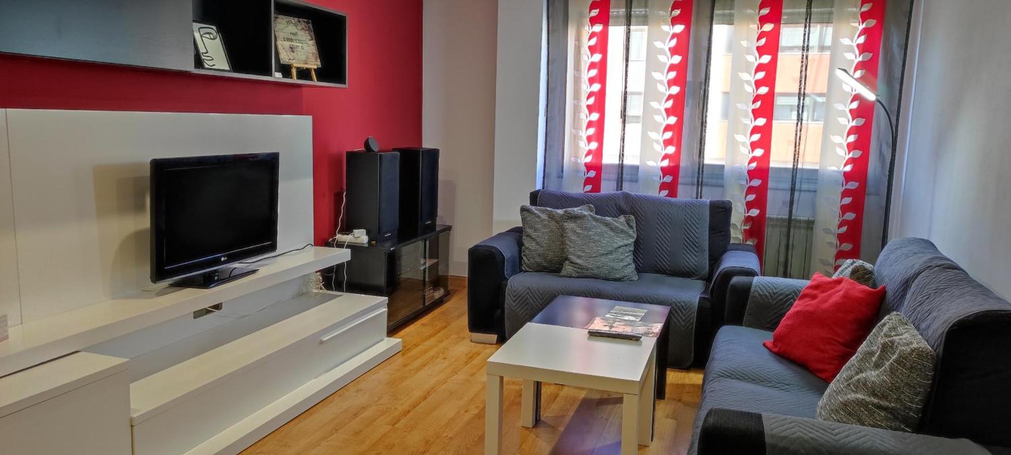 Apartamento Los Lirios Logroño Esterno foto